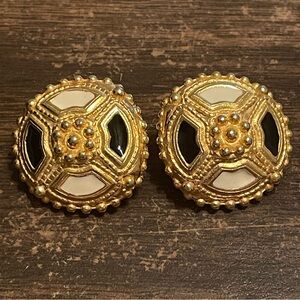 Vintage Clip On Earrings